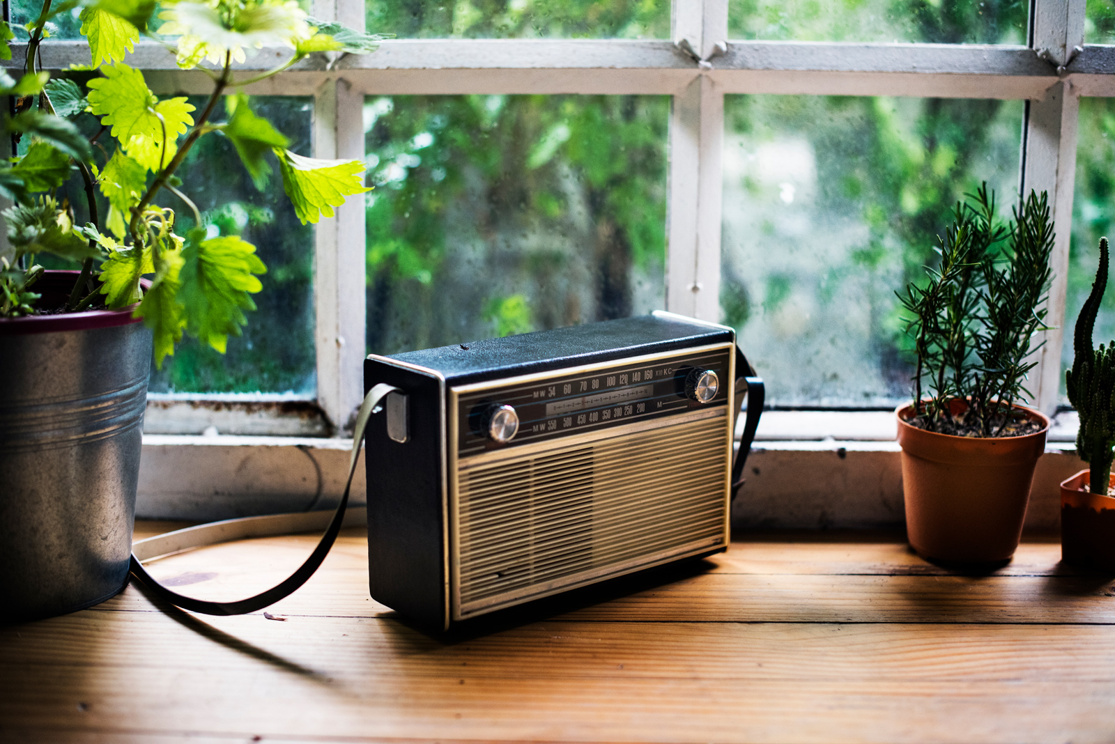 Vintage Radio For The Ageless Generation - Dementia Singapore